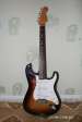  FENDER STRAT  ()